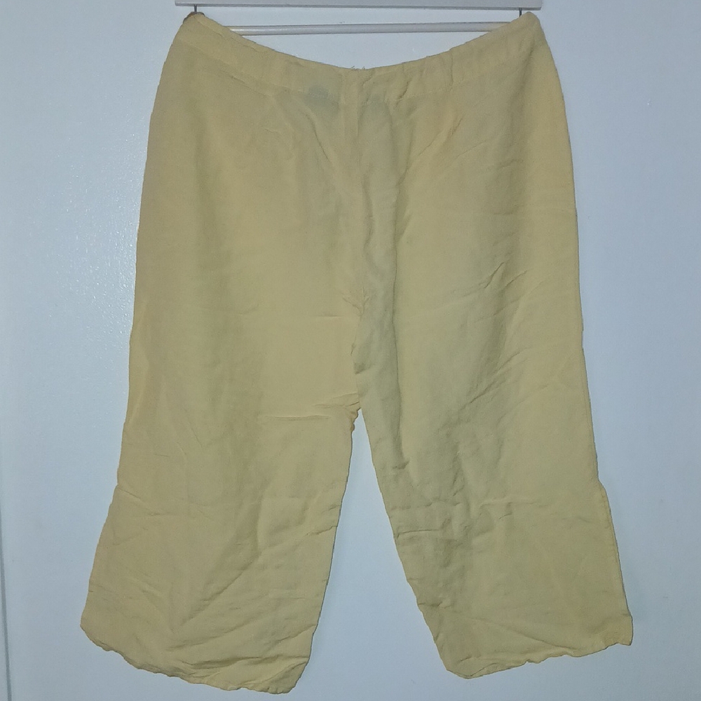Yellow Drawstring Capri Pants - Picture 6 of 8